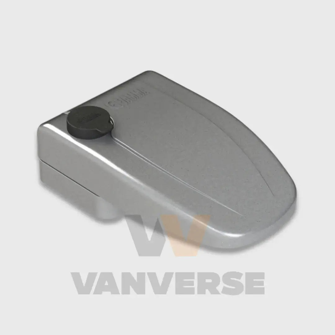 Detalle cierre antirrobo Fiamma en color gris