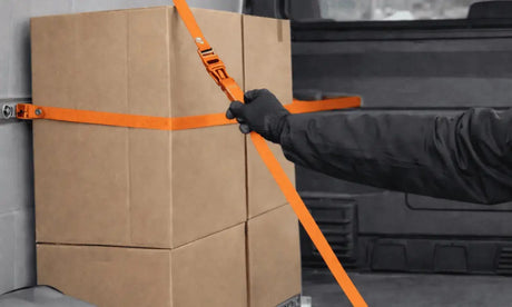 Cinta de sujeción ajustable según el tipo de carga