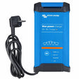Cargador inteligente 12V de 15A con Bluetooth de Victron Energy ideal para campers y furgonetas profesionales