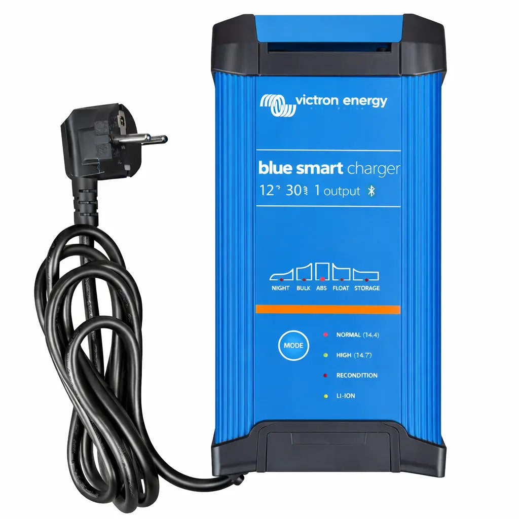Cargador inteligente 12V de 30A con Bluetooth de Victron Energy ideal para campers y furgonetas profesionales