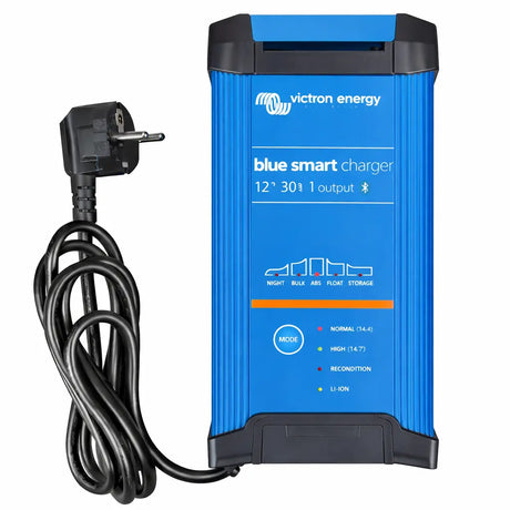 Cargador inteligente 12V de 30A con Bluetooth de Victron Energy ideal para campers y furgonetas profesionales