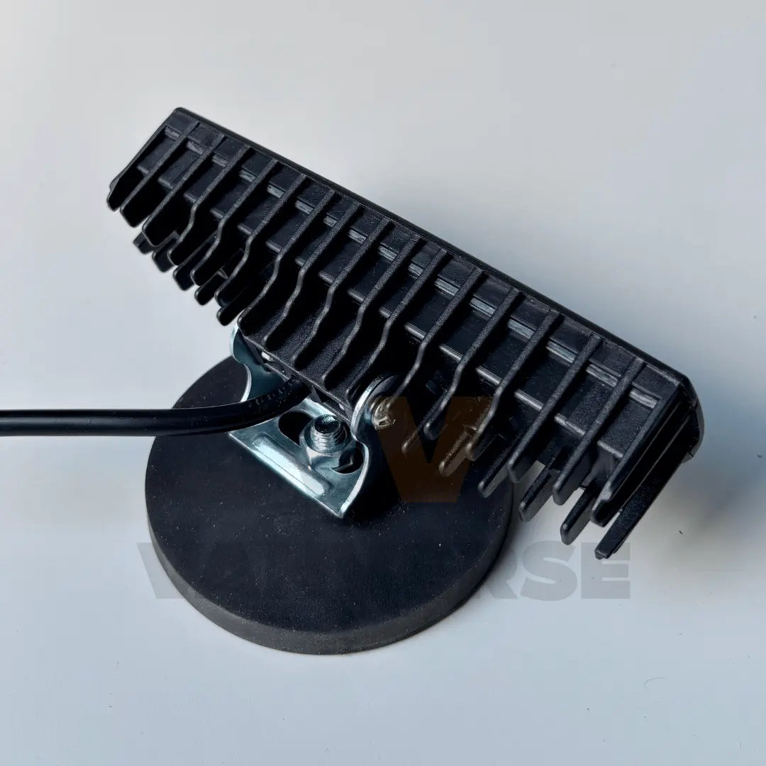 Foco LED exterior móvil fácil de colocar y retirar