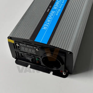 Inversor de onda senoidal con indicador de potencia, interruptor y toma de corriente 220V